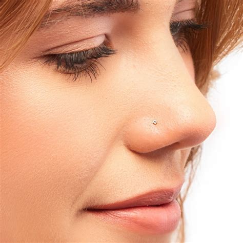 tiny nose stud 1mm